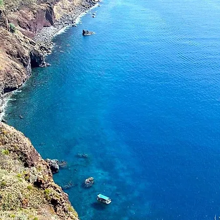 Ξενοδοχείο με διαμερίσματα Bay 4*