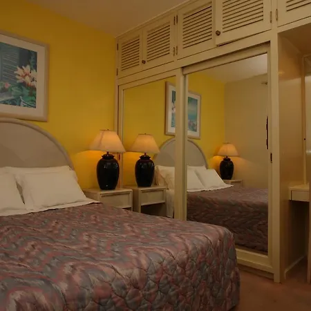 Aparthotel Bay 4*