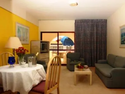 Bay 4* Canico (Madeira)