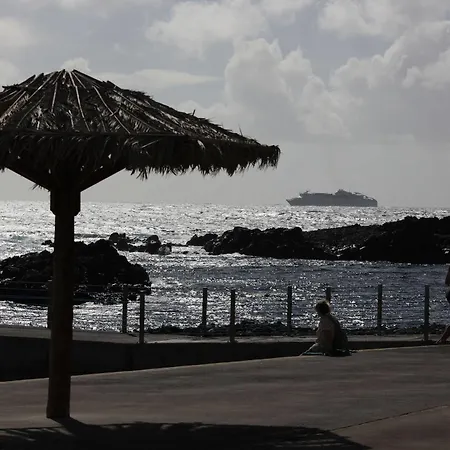 Bay Aparthotel