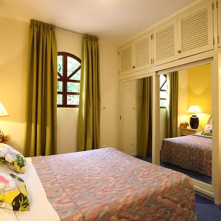 Bay Aparthotel 4*