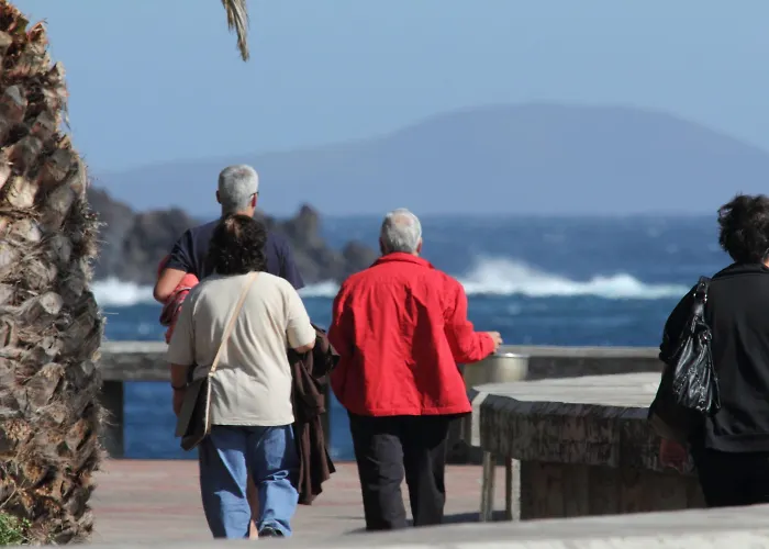 肯尼科湾公寓酒店 3*